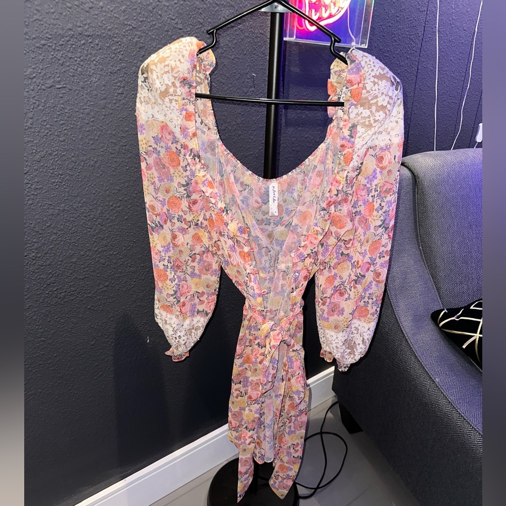 For Love and Lemons Sheer Lace Floral Robe size M